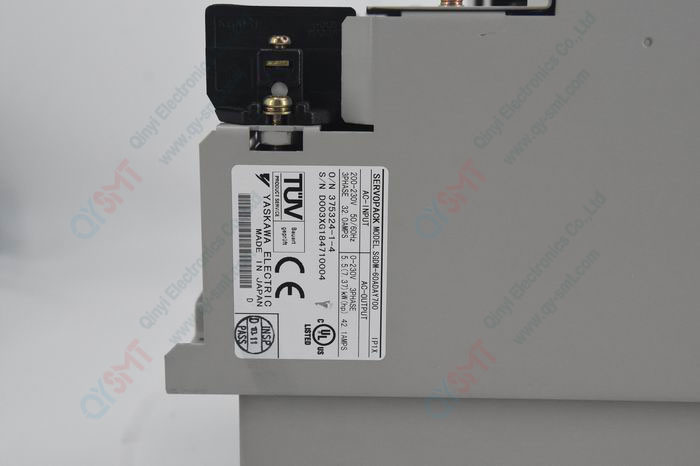 "AC Servo Amp SGDM-60ADAY700 "