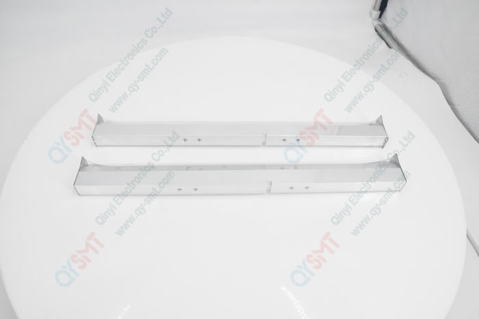 DEK Metal Squeegee Assy 60°x400mm (6mm Overhang)